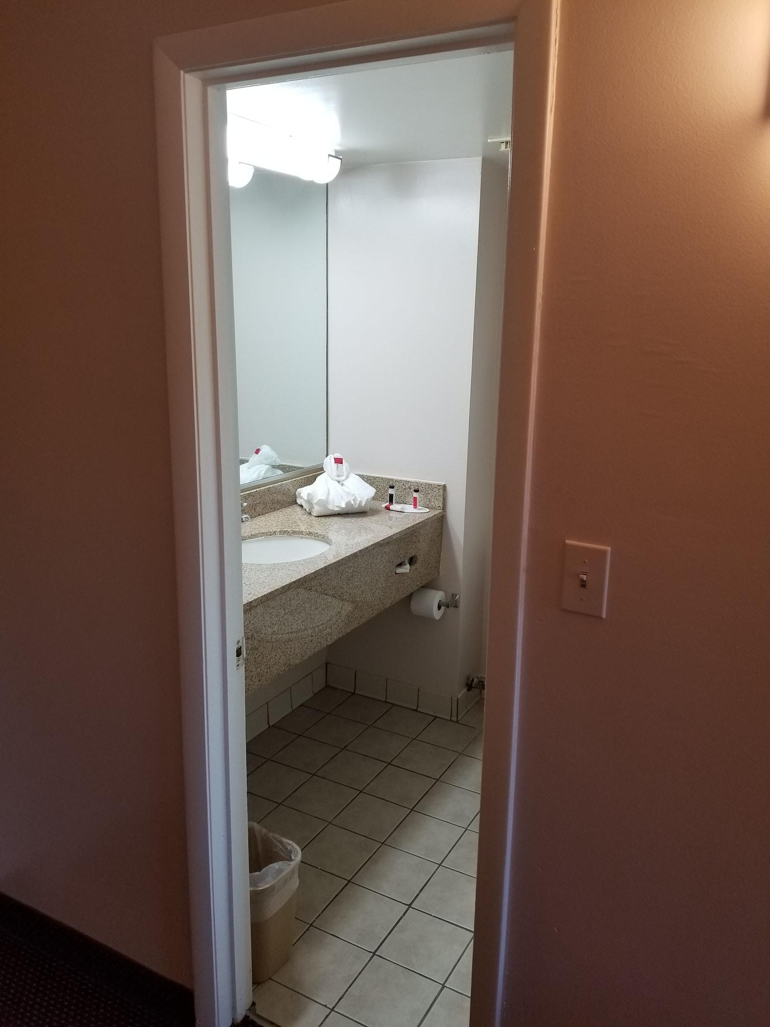 Days Inn By Wyndham Manassas Battlefield Εξωτερικό φωτογραφία
